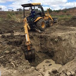 Escavações em Curitiba: Escavações de Terrenos